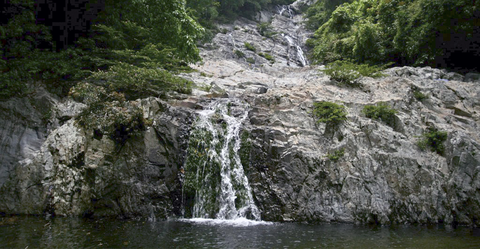 QUEBRADA DE VALENCIA and  PALOMINO